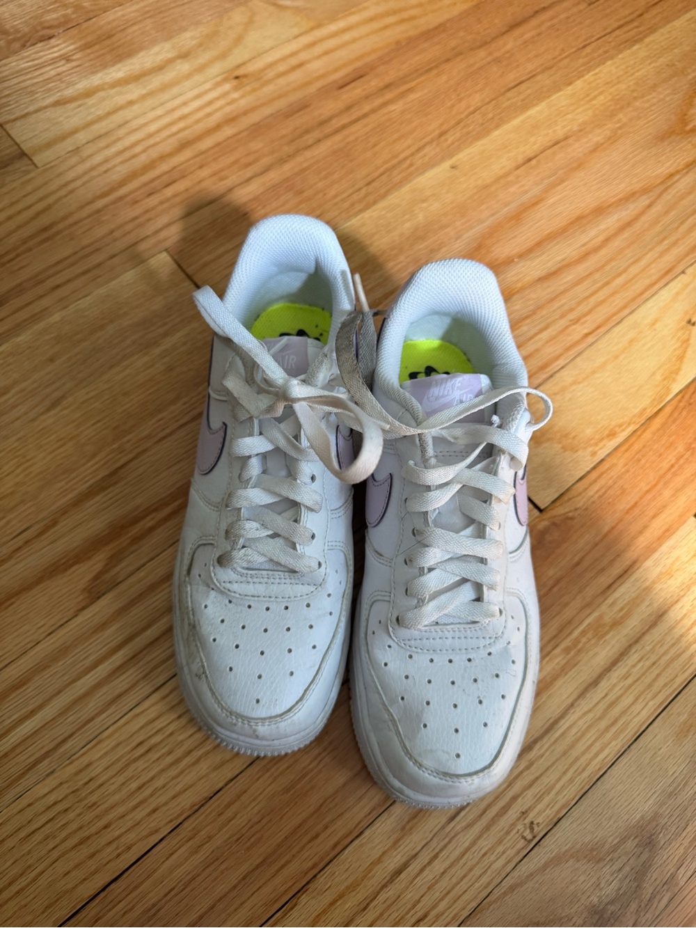 Nike Air Force 1 Size 6.5 White with Purple Logo